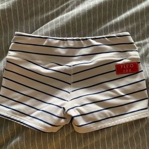 Felo size small shorts
